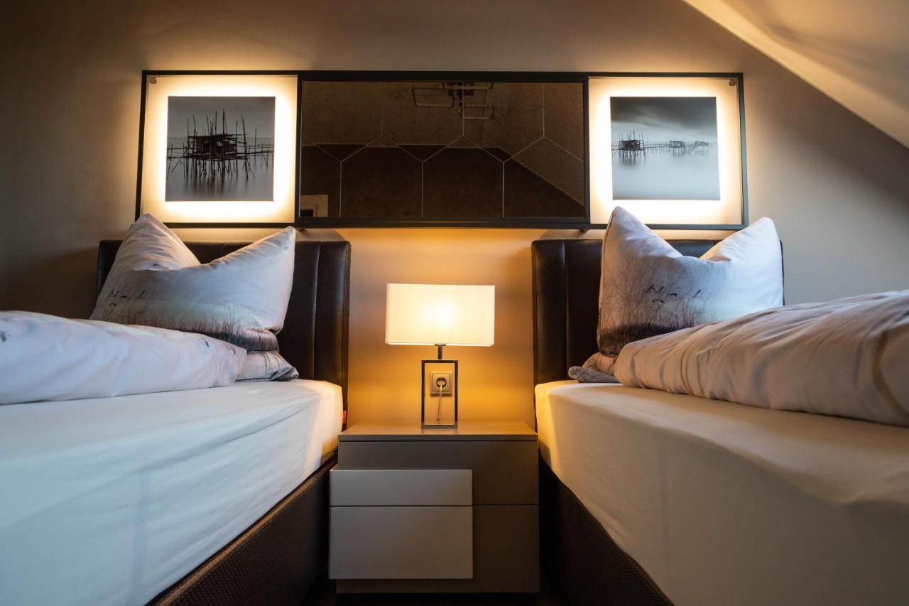 Deluxe Apartment Mit Tiefgarage In Naehe Messe-Bmw-Porsche-Dhl-Flughafen-Flugzeugwerk Der Deutsche Aircraft Лайпциг Екстериор снимка