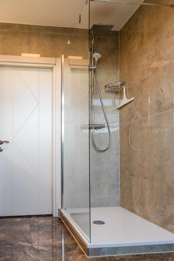 Deluxe Apartment Mit Tiefgarage In Naehe Messe-Bmw-Porsche-Dhl-Flughafen-Flugzeugwerk Der Deutsche Aircraft Лайпциг Екстериор снимка